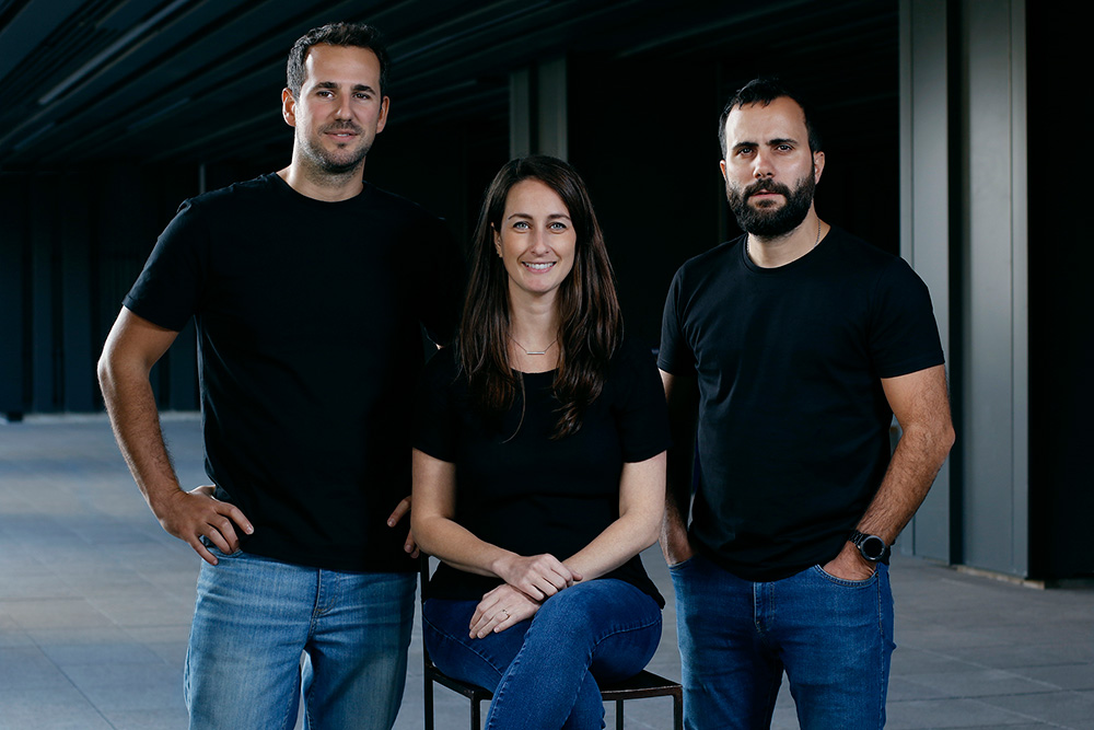 Cristian Lauin (Data Science & Engineering Director), Emily de Gennaro y Juan Cáceres.